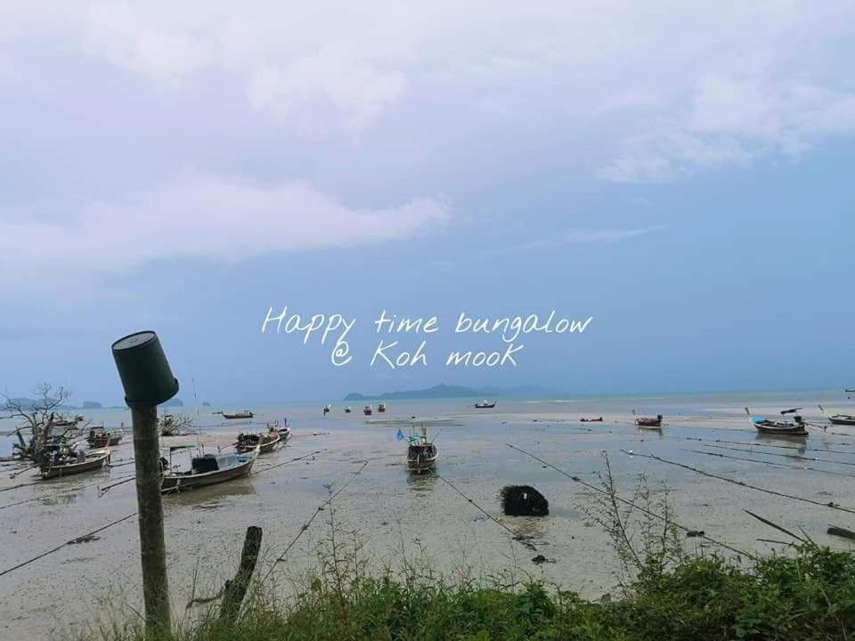 Kohmook Happy time Bungalow Ko Mook Bagian luar foto